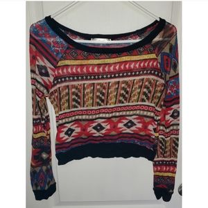 Crop top with Aztec print